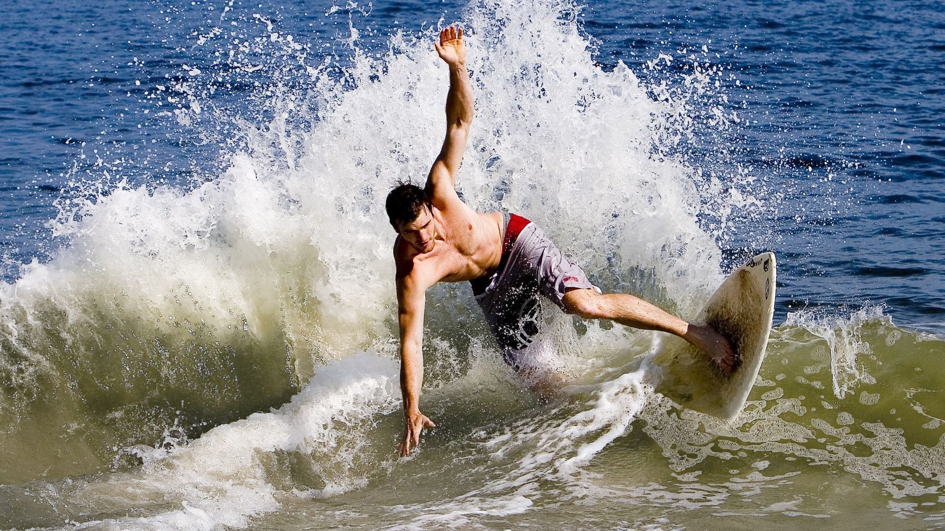 摔跤世锦赛中国运动员夺冠,继续保持强势,摔跤世锦赛回放